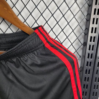 Calção Away do Flamengo 2024/25