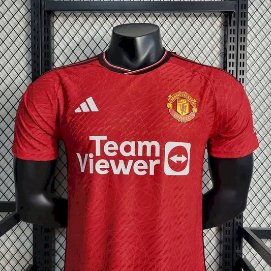 Camisa de treino pré-jogo do Manchester United 2023/24, versão jogador