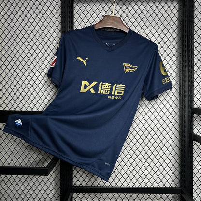 Terceira camisa do Deportivo Alavés 2024/25