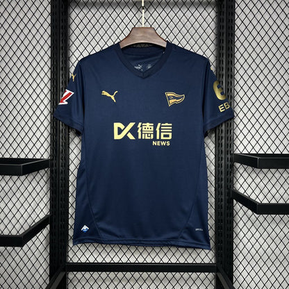 Terceira camisa do Deportivo Alavés 2024/25