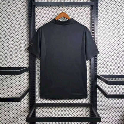 Camisa retrô da edição reserva da Liga dos Campeões do Real Madrid 2002/03