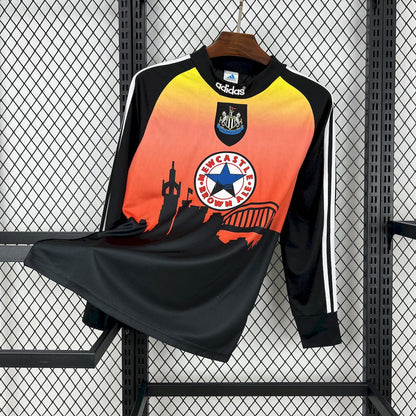 Camisa retrô de mangas compridas para goleiro do Newcastle United 1996/97