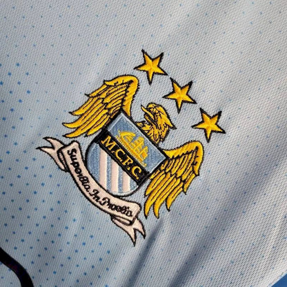 Camisa retrô do Manchester City 2011/12