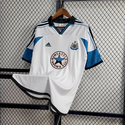 Camisa retrô reserva do Newcastle United 1999/2000