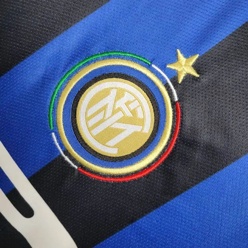 Camisa e shorts retrô infantil Inter de Milão 2009/10
