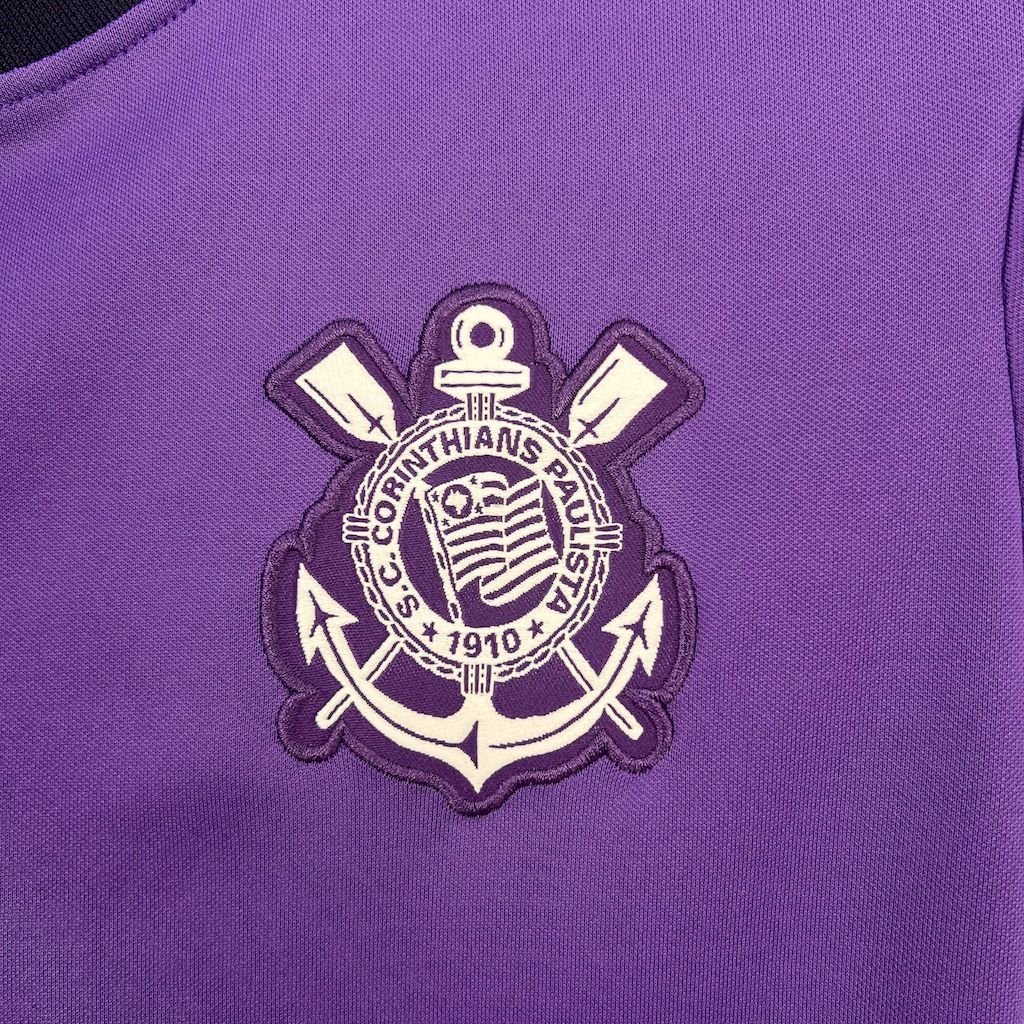 Camisa feminina roxa pré-jogo do Corinthians 2025/26
