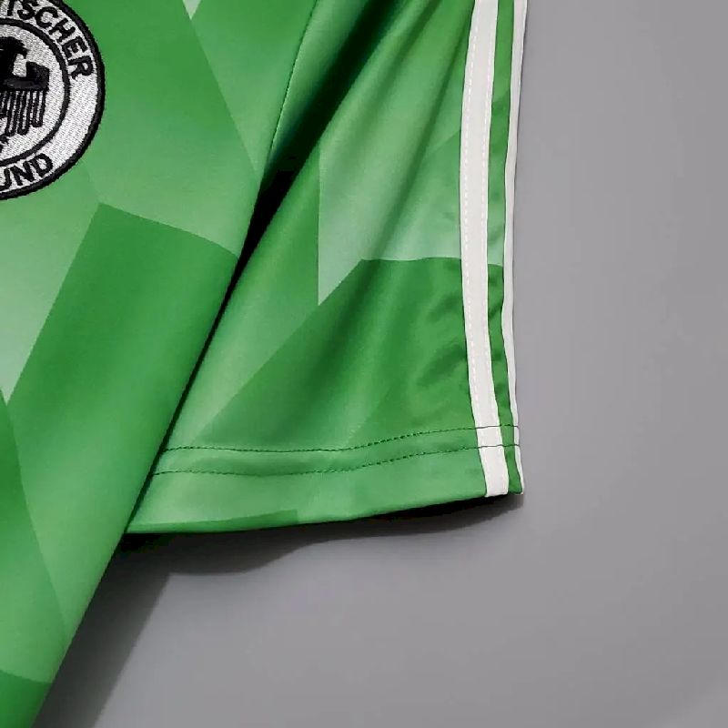 Camisa reserva retrô da Alemanha 1988/1991