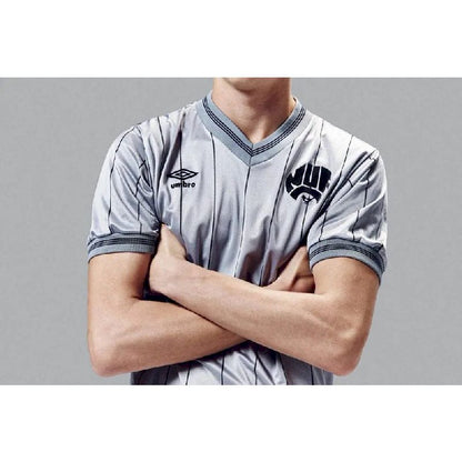 Camisa retrô reserva do Newcastle United 1983/85