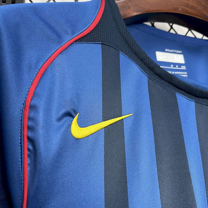 Camisa retrô alternativa do Barcelona 2004/05