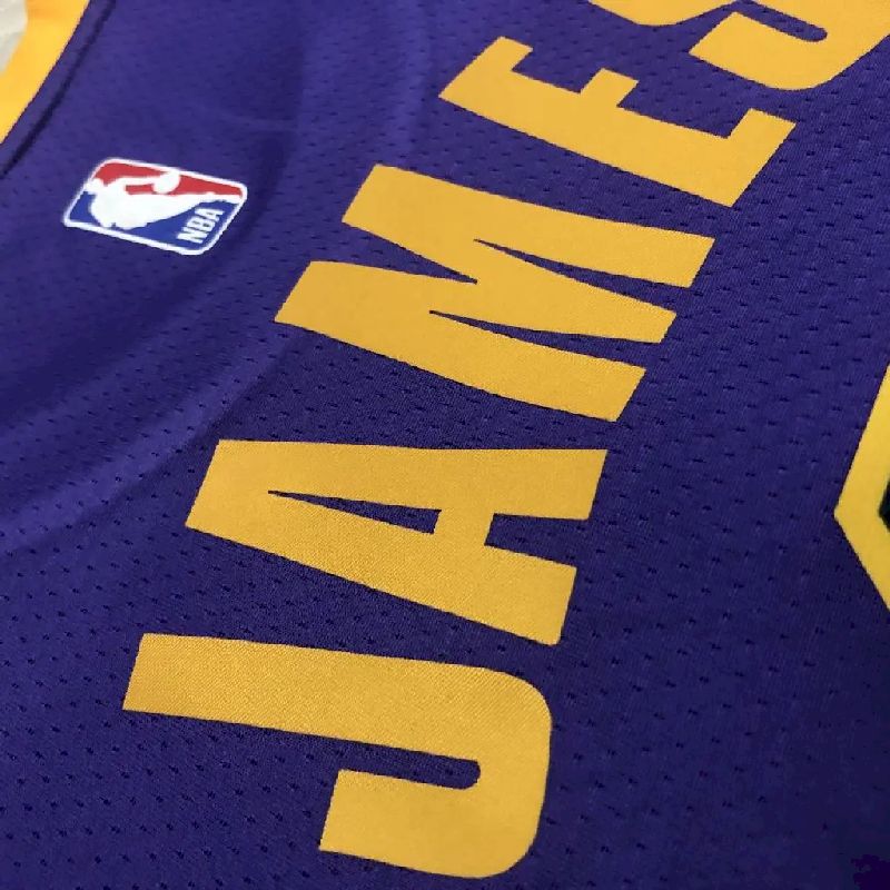 Men’s LeBron James Purple Team Jersey – Statement Edition