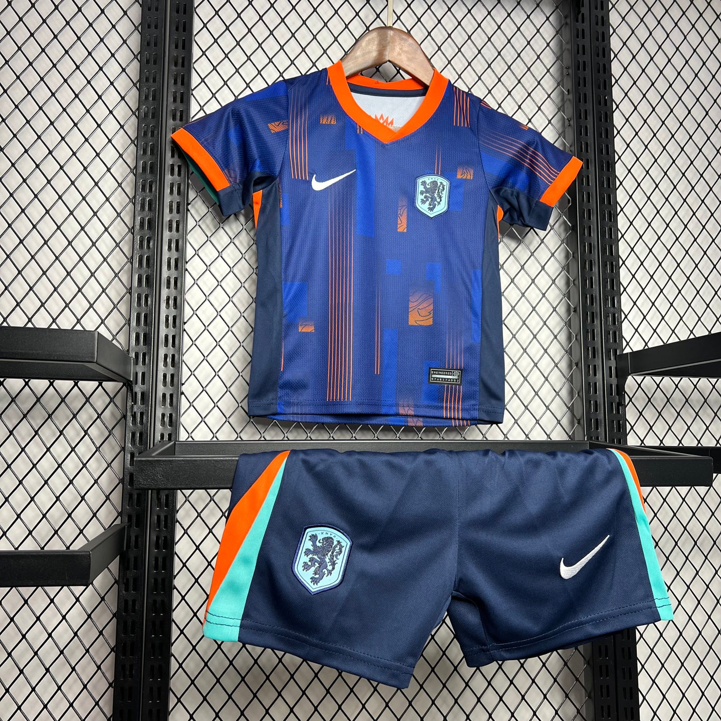 Kit reserva infantil Holanda 2024/25 Euro