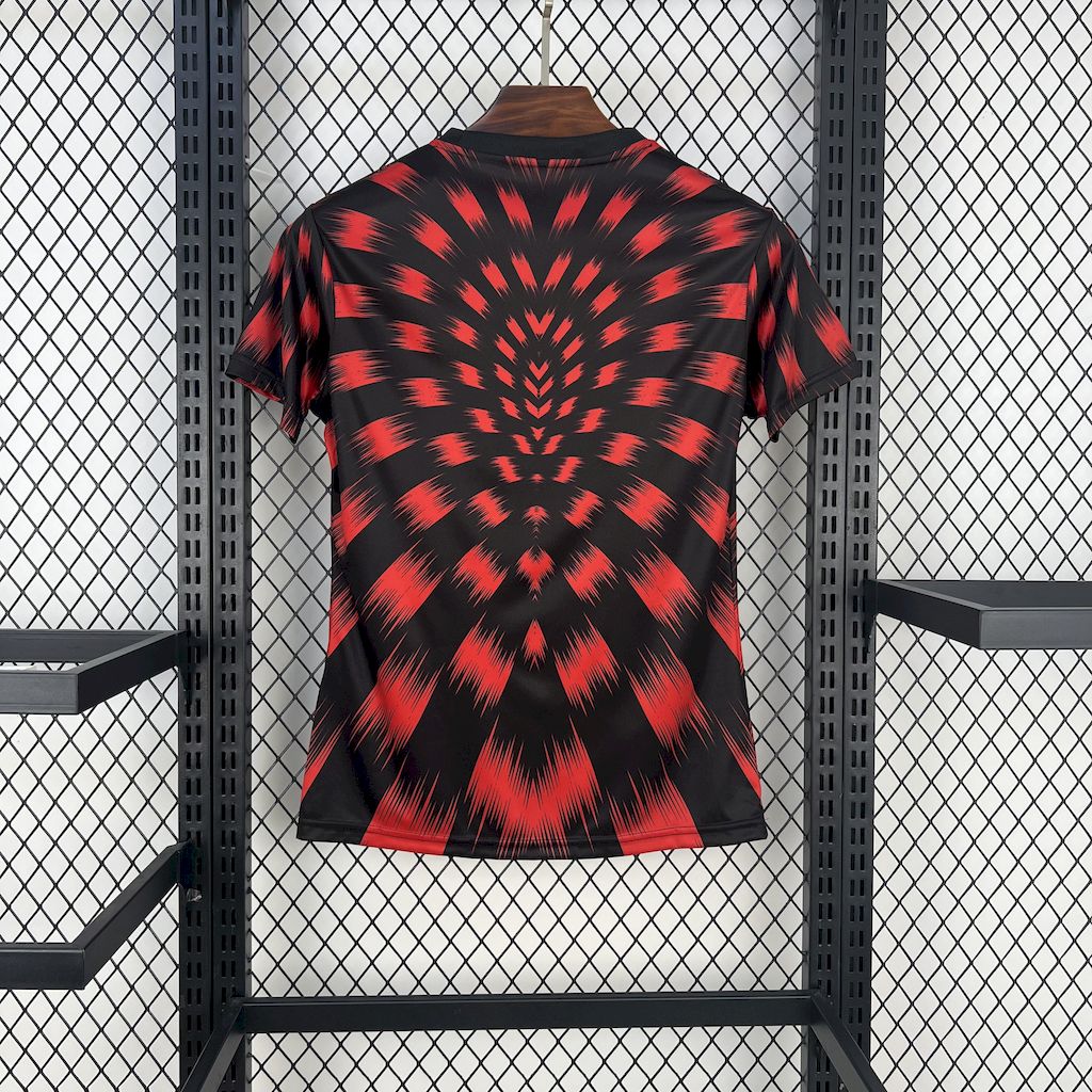 Camisa feminina pré-jogo do Flamengo 2025/26