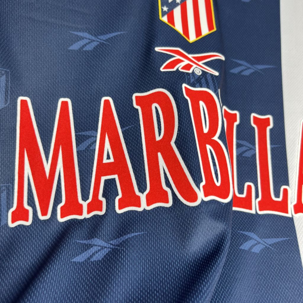 Camisa reserva retrô do Atlético de Madrid 1998/99