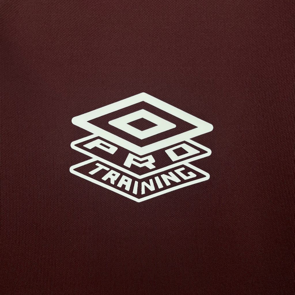 Camisa de treino pré-corrida do Fluminense 2025/26 marrom
