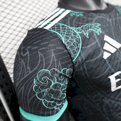 Maillot Real Madrid 2025/26 Noir Vert Dragon Edition Version Joueur