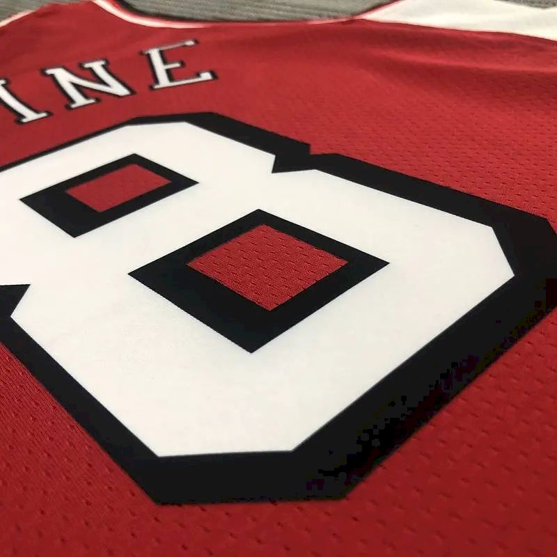 Camisa masculina Zach LaVine vermelha 2021-22 Swingman Team – Edição City