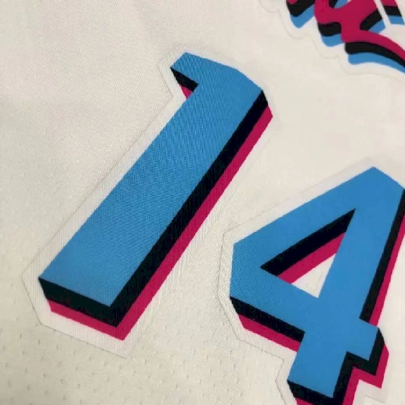 Camisa Tyler Herro Branca Masculina Versão Jogador