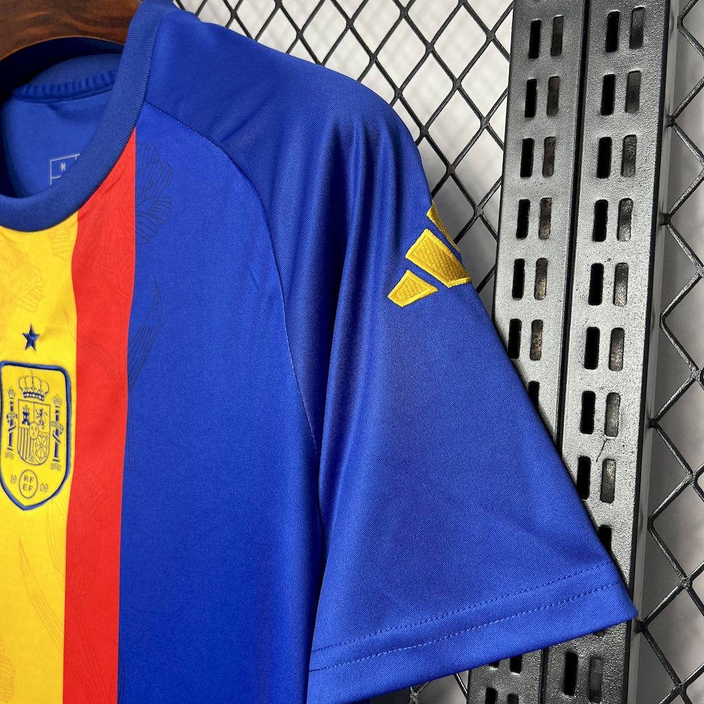 Camisa de treino pré-jogo da Espanha para a Eurocopa 2024/25