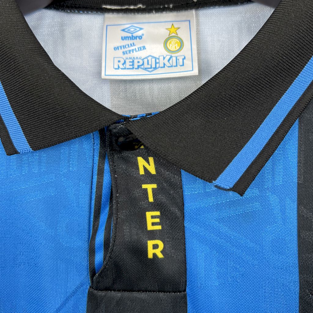 Camisa retrô da Inter de Milão 1993/94