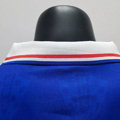 Camisa reserva retrô da Croácia de 1998