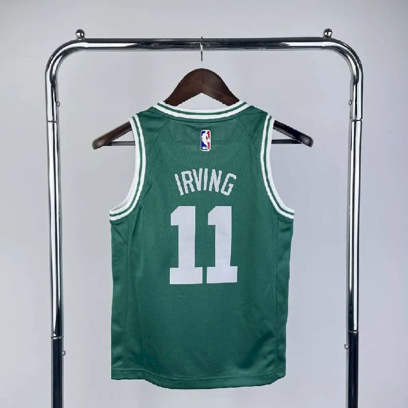 Camisa verde do time juvenil Kyrie Irving