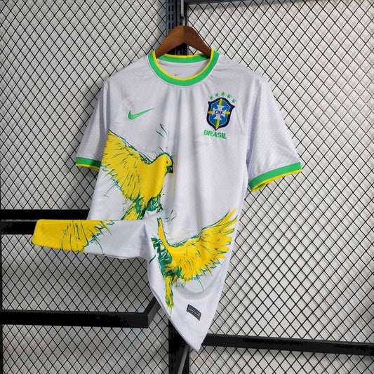 Men's Brazil 2022/23 Pigeon Jersey