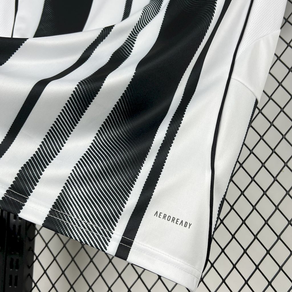 Juventus 2025/26 Home Jersey