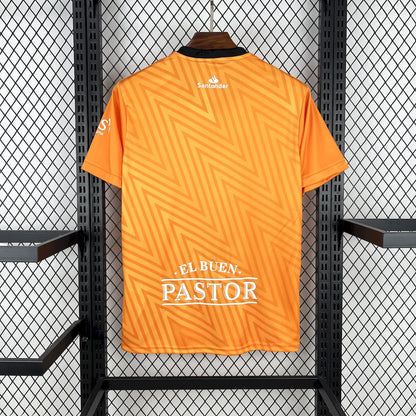 Camisa de goleiro laranja do Racing de Santander 2024/25
