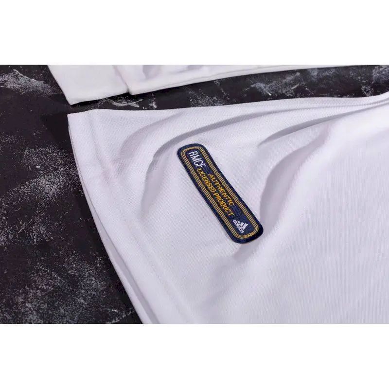 Camisa retrô de mangas compridas do Real Madrid 2001/02 Home