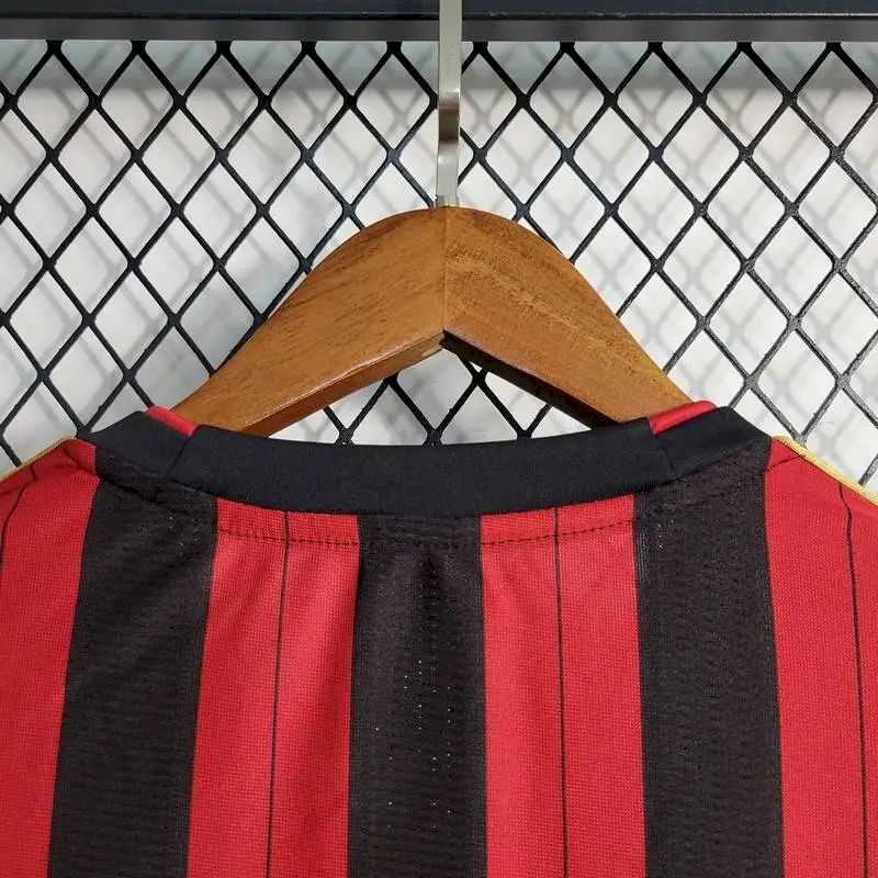 Camisa retrô de mangas compridas do AC Milan 2013/14