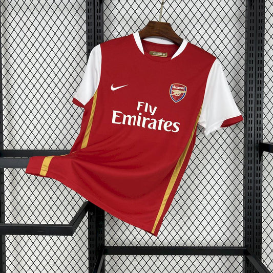 Camisa retrô do Arsenal 2006/07