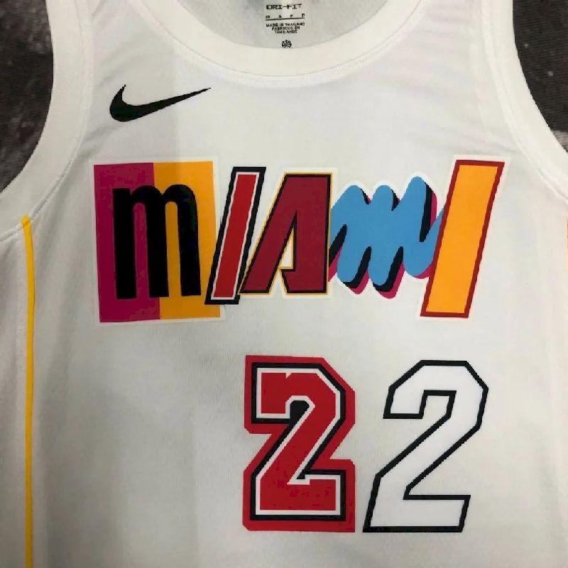 Camisa Jimmy Butler Branca Masculina – Edição City