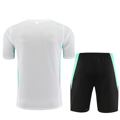 Camisa de treino adulto + short Manchester United 2023/24 14001