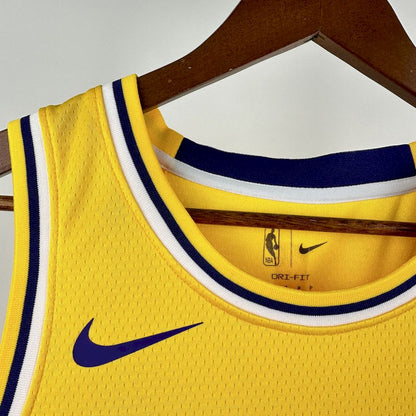 Edição Ícone do Los Angeles Lakers 2023/24 DONCIC#77