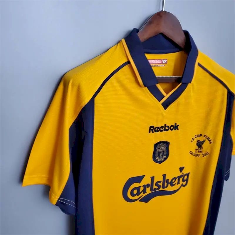 Camisa retrô reserva do Liverpool 2000/01