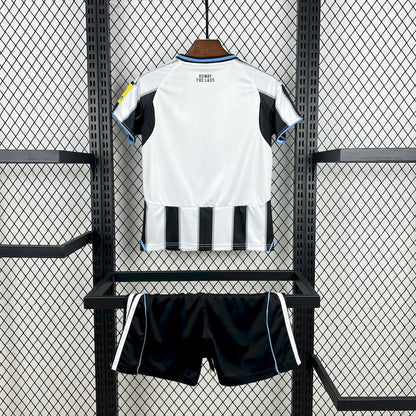 Newcastle United 2025/26 Home Kids Kit