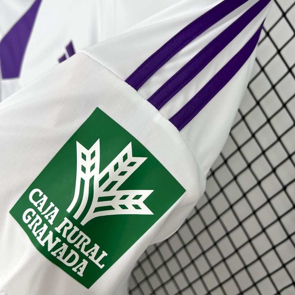 Quarta camisa do Granada 2024/25