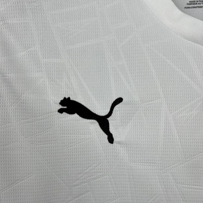 Valencia 2025/26 Home Jersey