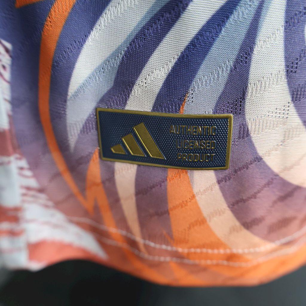 Liverpool 2025/26 Grey special edition Jersey Player Version