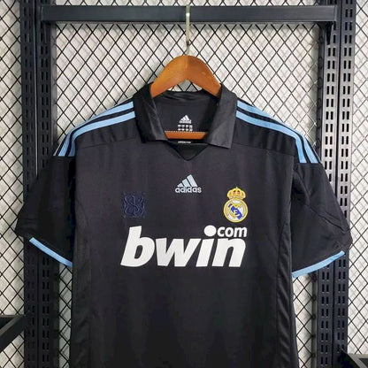 Camisa retrô reserva do Real Madrid 2009/10