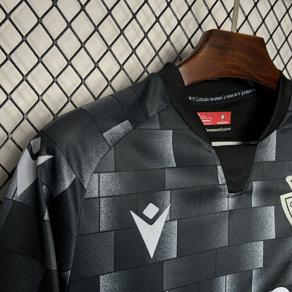 Terceira camisa do Osasuna 2024/25
