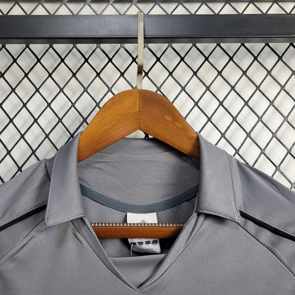 Camisa Retro Terceiro Real Madrid 2005/06