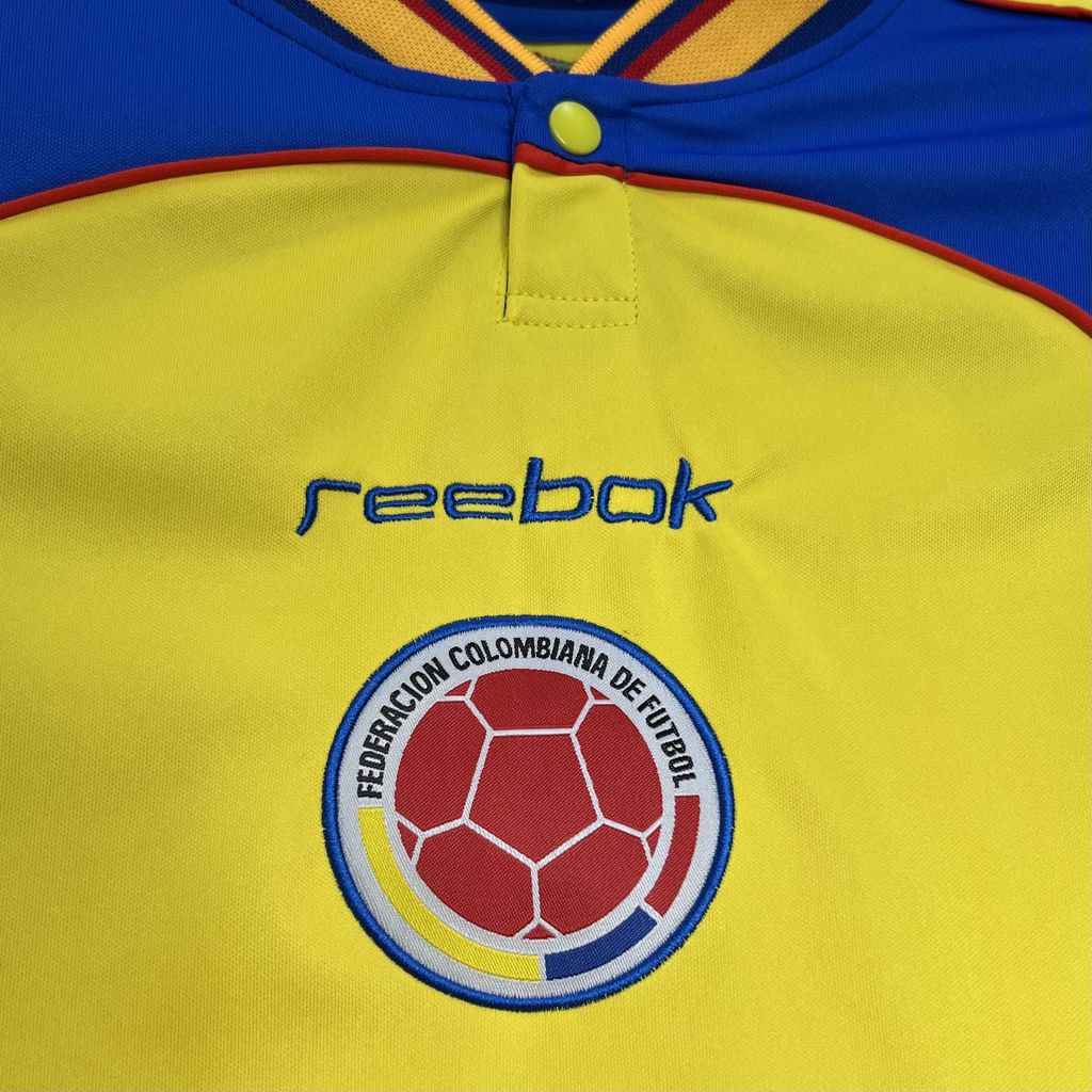 Camisa retrô da seleção da Colômbia de 2001