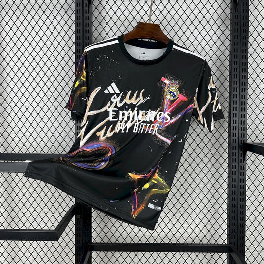 Maillot noir coloré édition conjointe Louis Vuitton Real Madrid 2025/26
