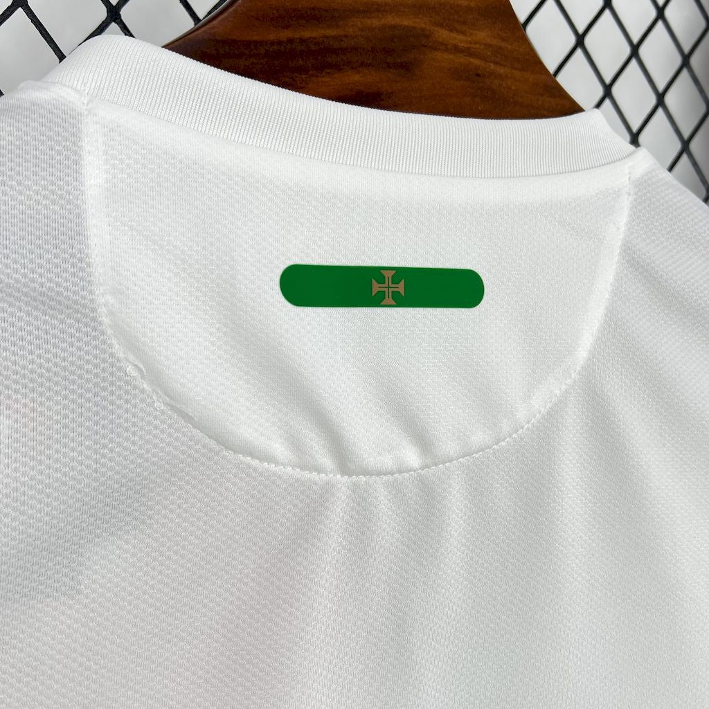 Camisa retrô de Portugal 2010