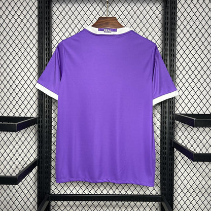 Camisa reserva do Real Madrid 2016/17 da UCL retrô