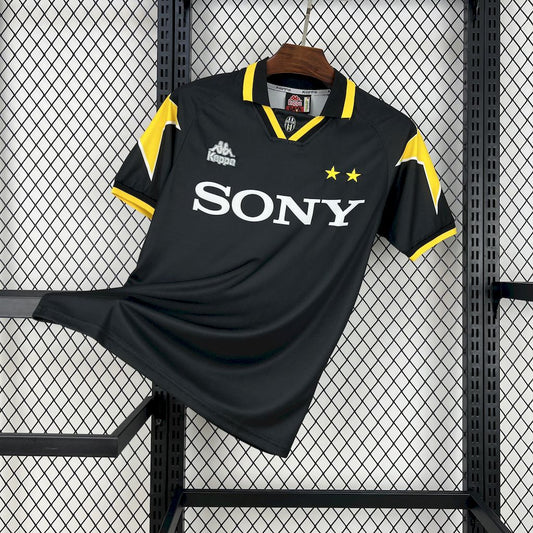 Juventus 1996/97 Third Retro Jersey