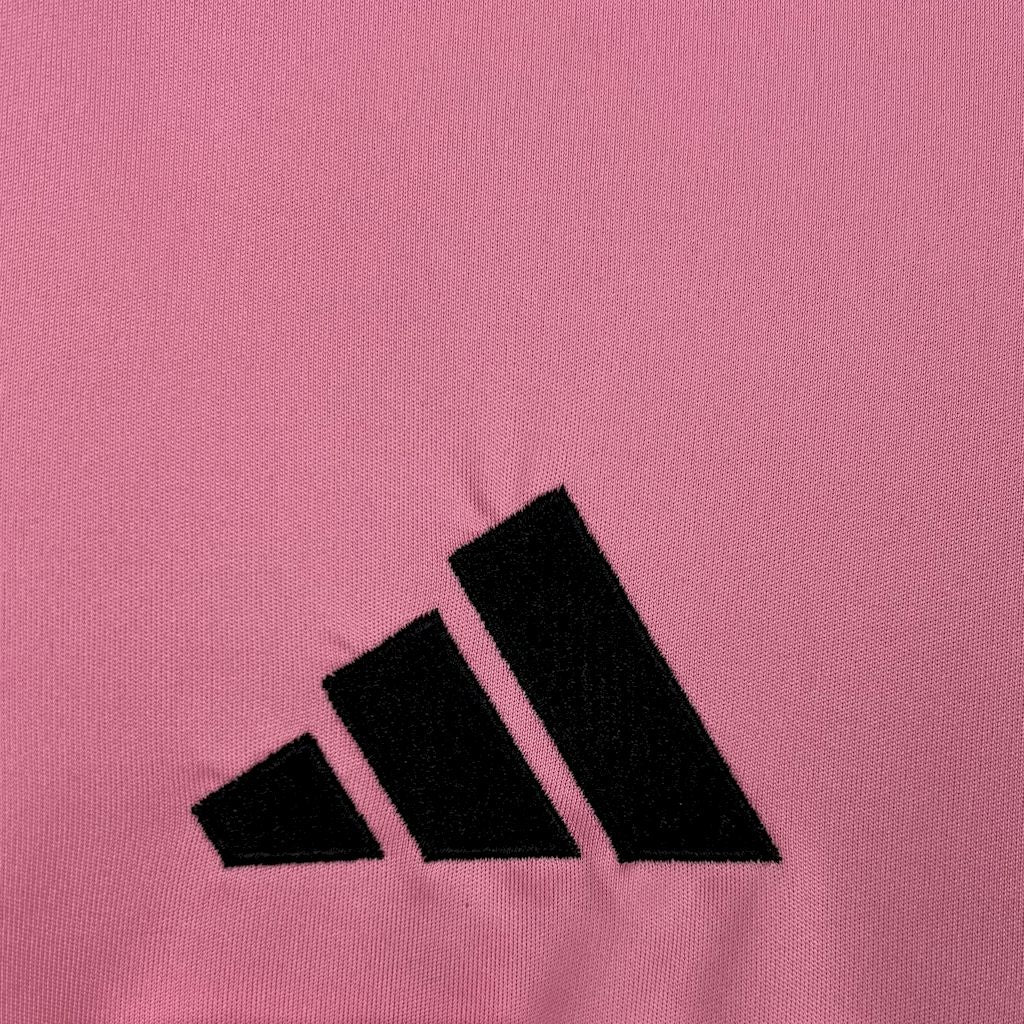 Camisa Rosa Edição Especial do Real Madrid 2025/26