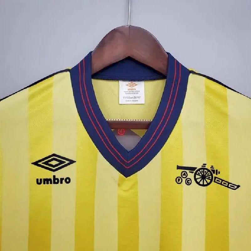Camisa retrô reserva do Arsenal 1983/86