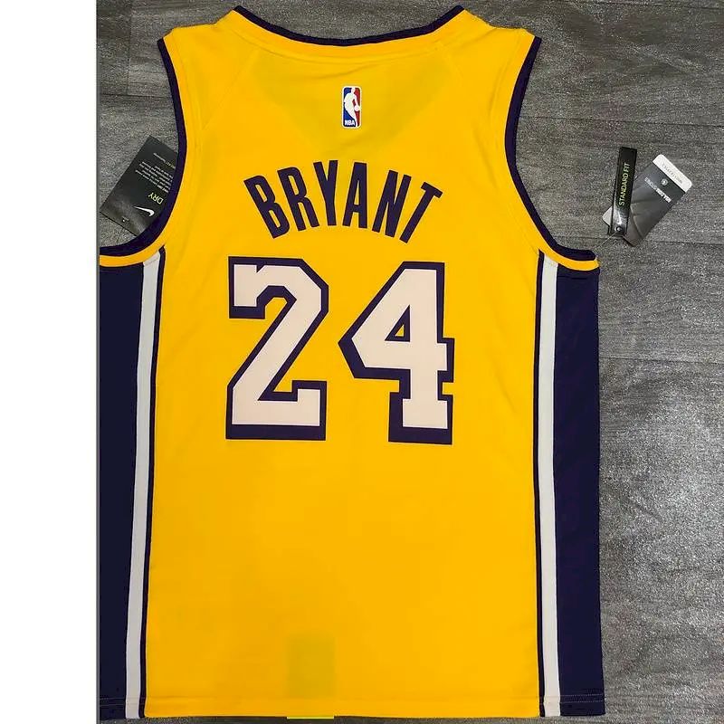 Camisa amarela masculina Kobe Bryant versão jogador – Edição clássica retrô